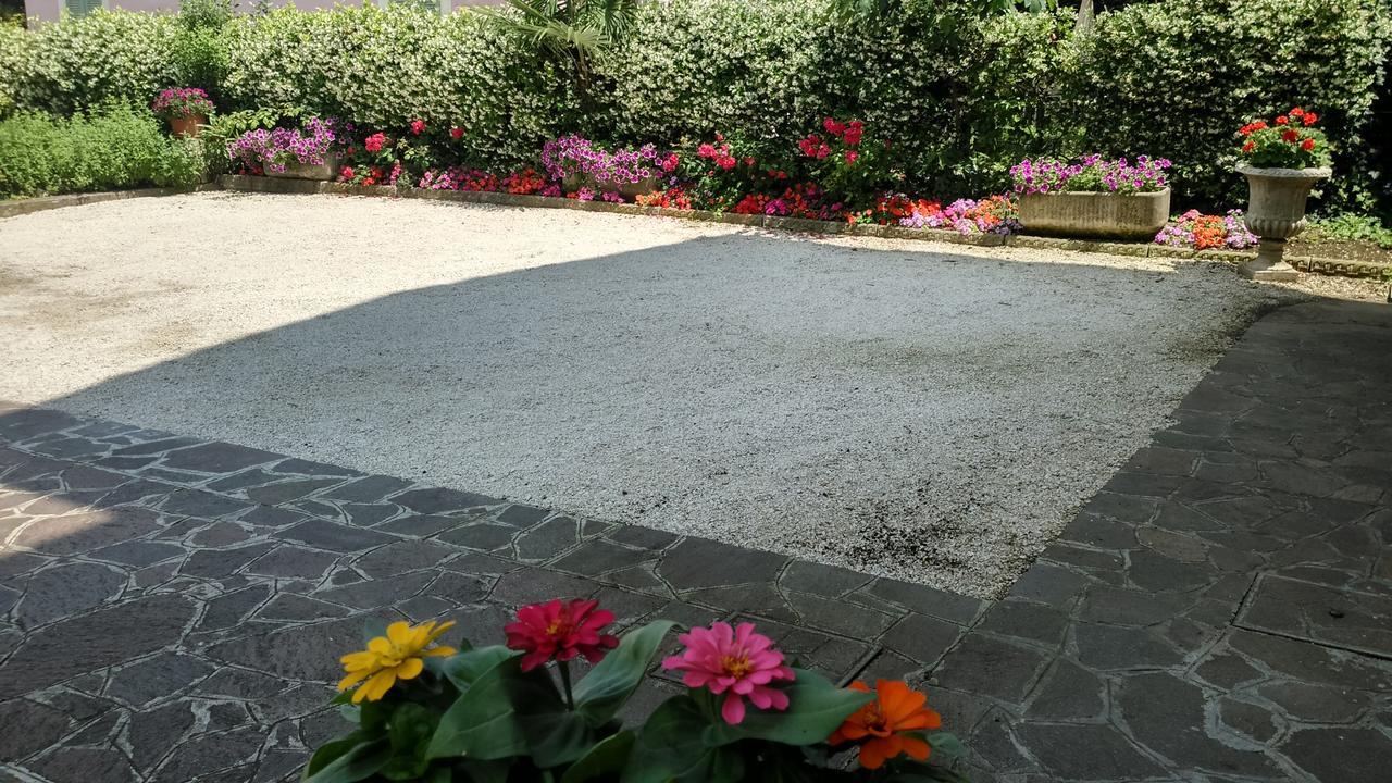 Appartamento Villa Margherita Desenzano del Garda Bagian luar foto