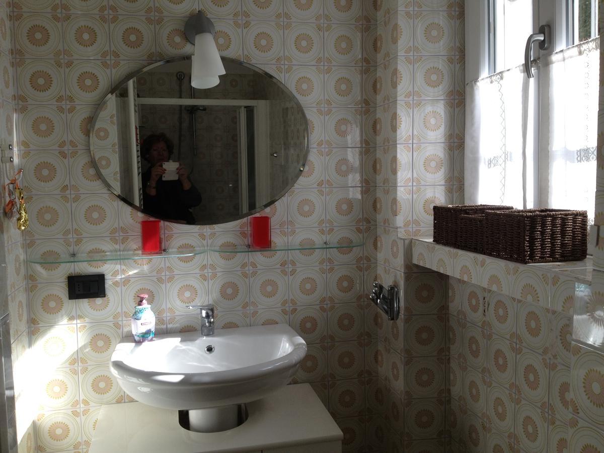 Appartamento Villa Margherita Desenzano del Garda Bagian luar foto
